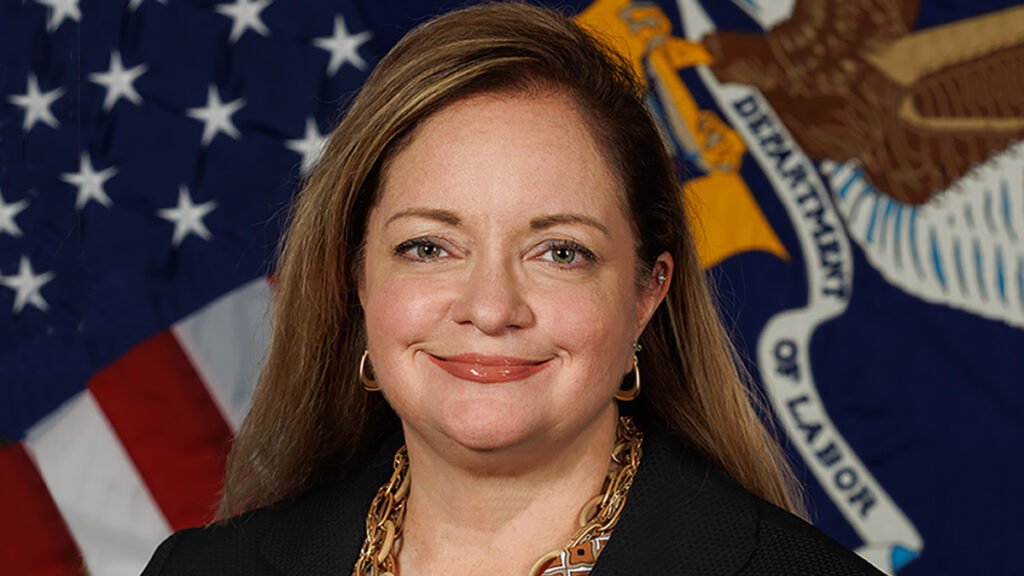 Lisa Gomez: A Leader in Employee Benefits and Retirement Policy